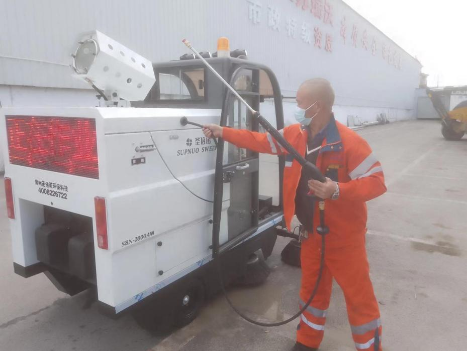 西藏龙马快速清扫车